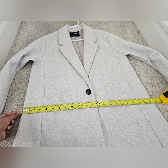 Women coat - Picture 5 of 7